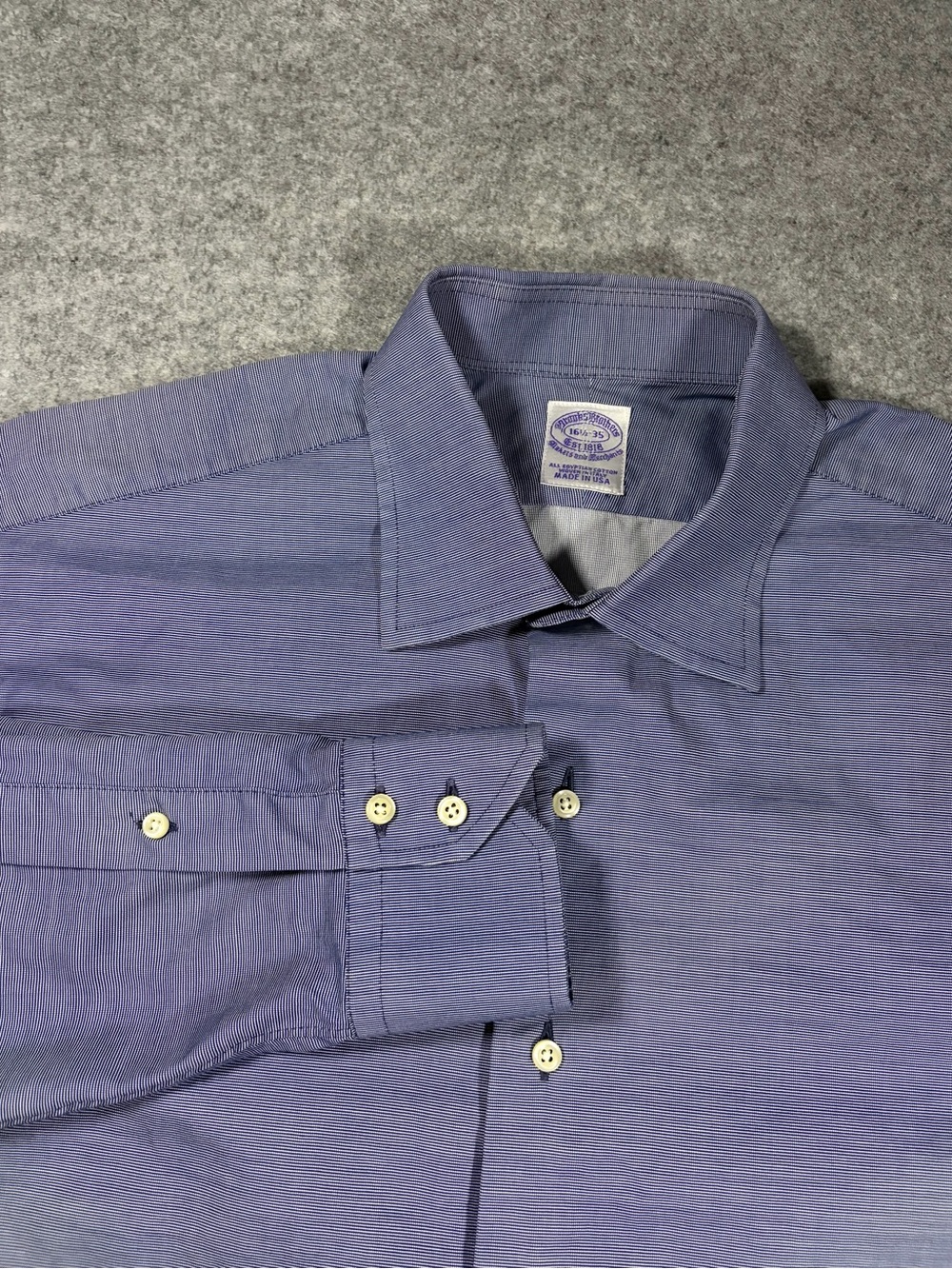 Brooks Brothers 16.5-35 Classic Men's Dress Shirt in dark Blue